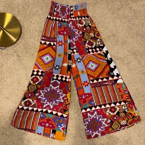 Christian Siriano Aztec print wide leg rayon smocked waist pull on pants size S - Picture 1 of 8